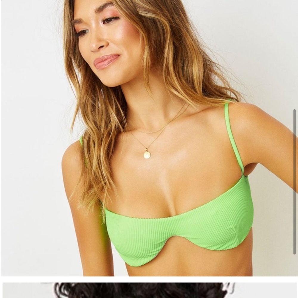 Frankie’s bikinis Tolly underwire bikini top NWOT in green glow